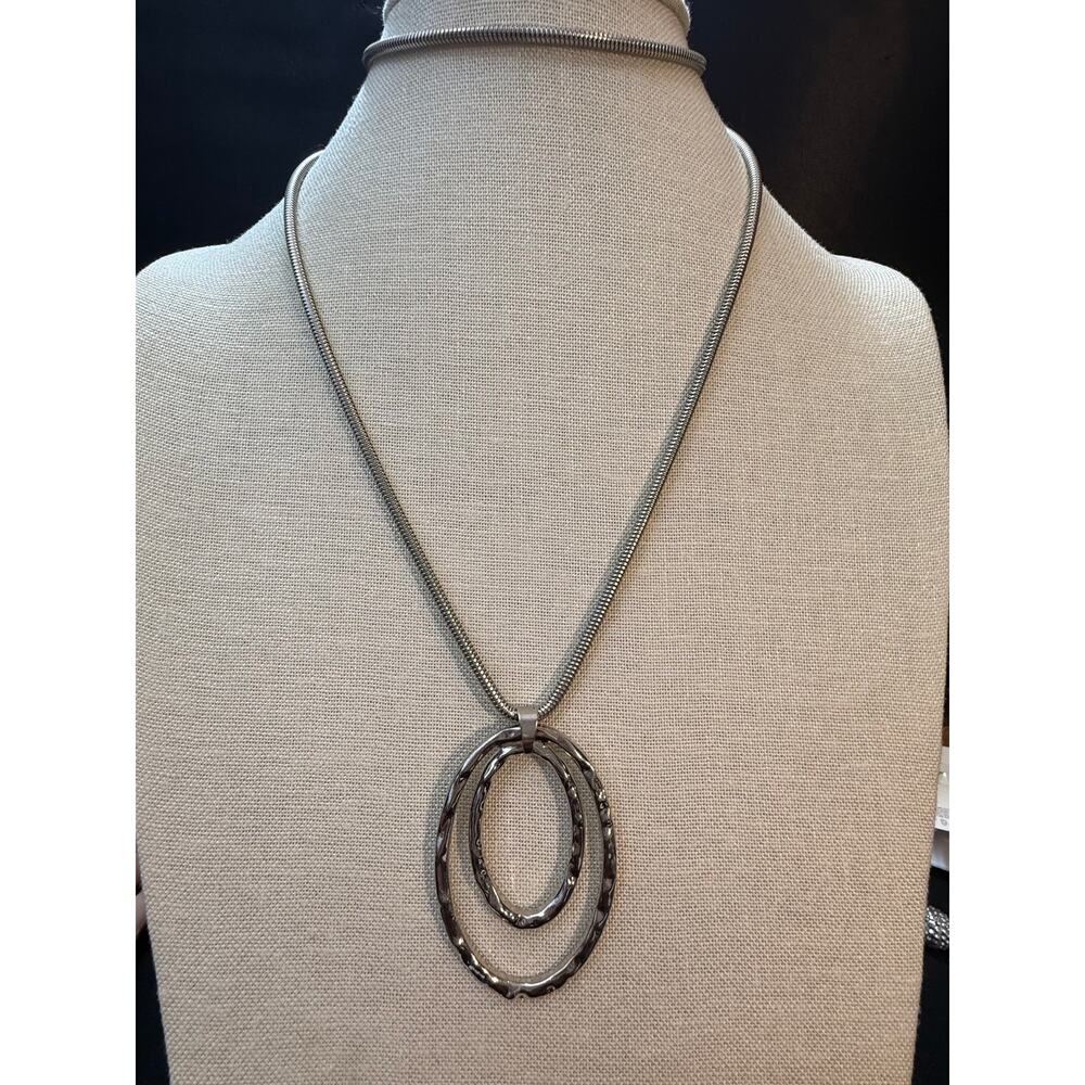 Macy’s Silver Tone Double Oval Pendant Snake Chain Necklace